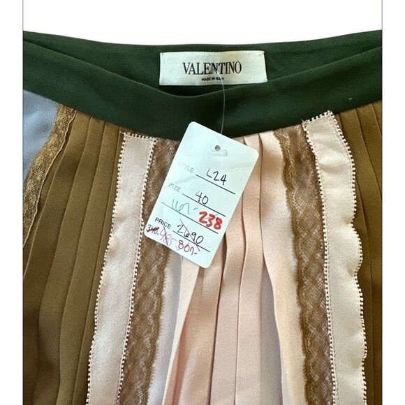 Valentino Garavani Silk Skirt Italy Lilac Mini Skirt NWT - Picture 5 of 16